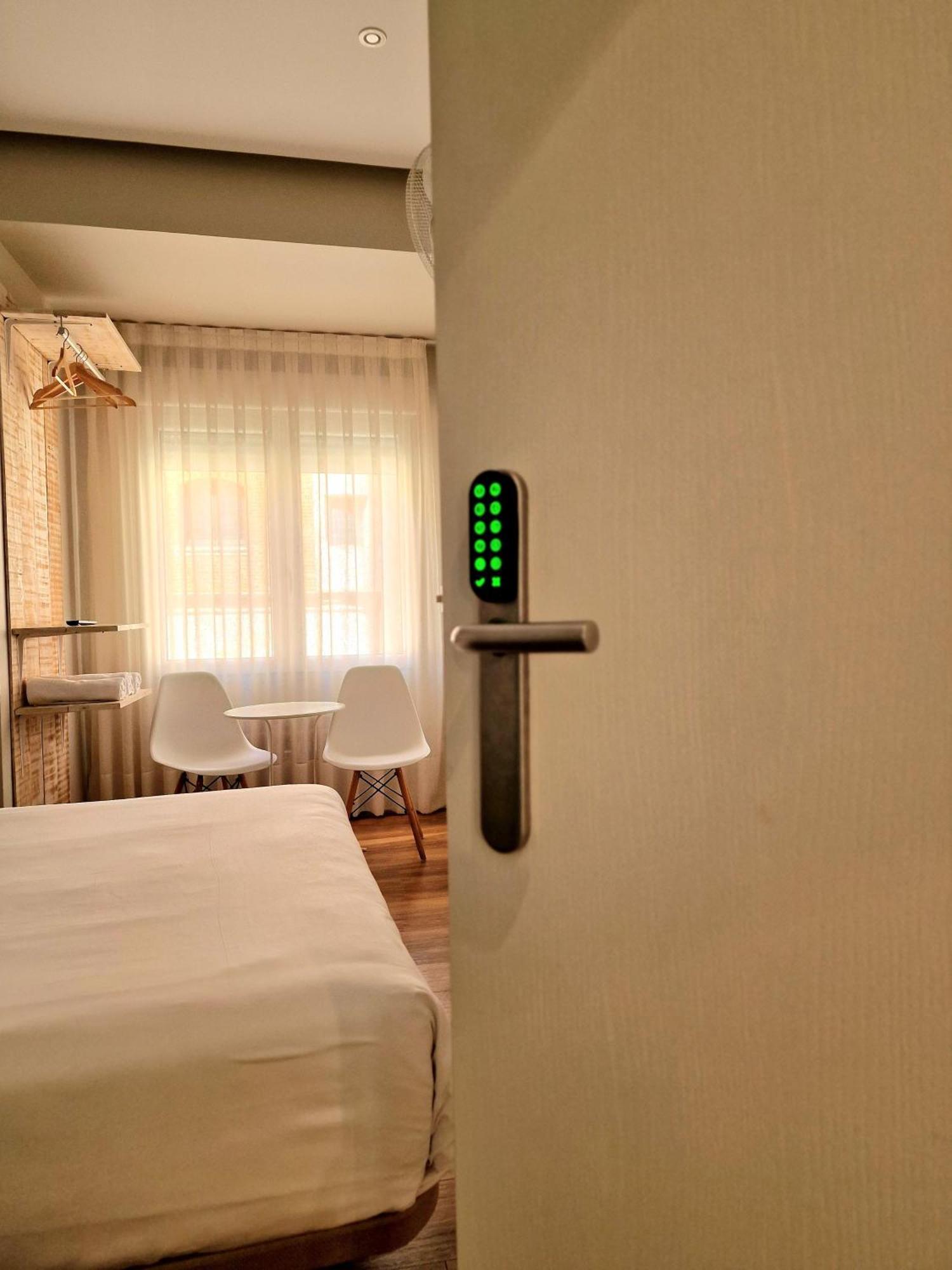 Urban Burgos Hotel Eksteriør billede