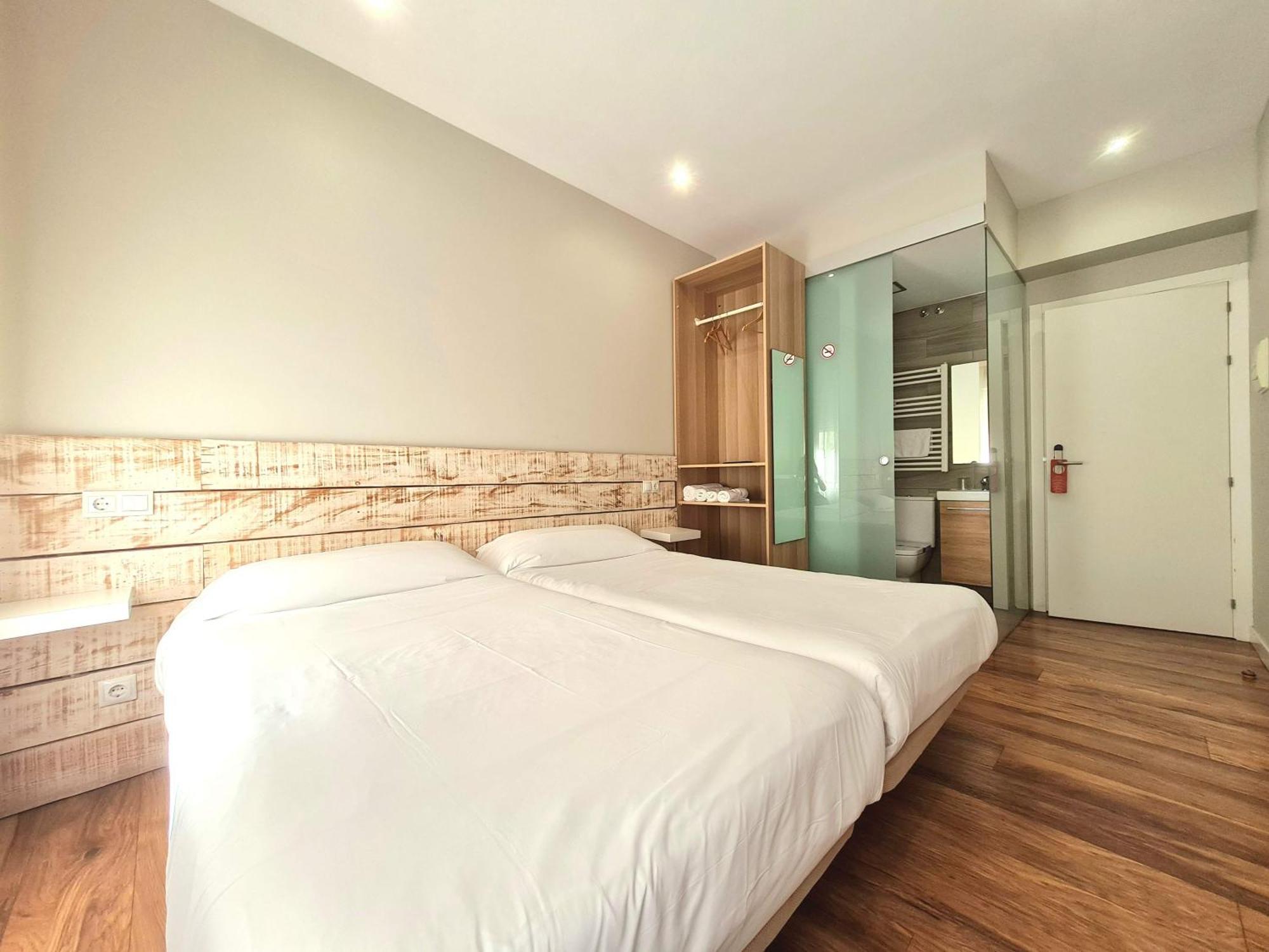 Urban Burgos Hotel Eksteriør billede